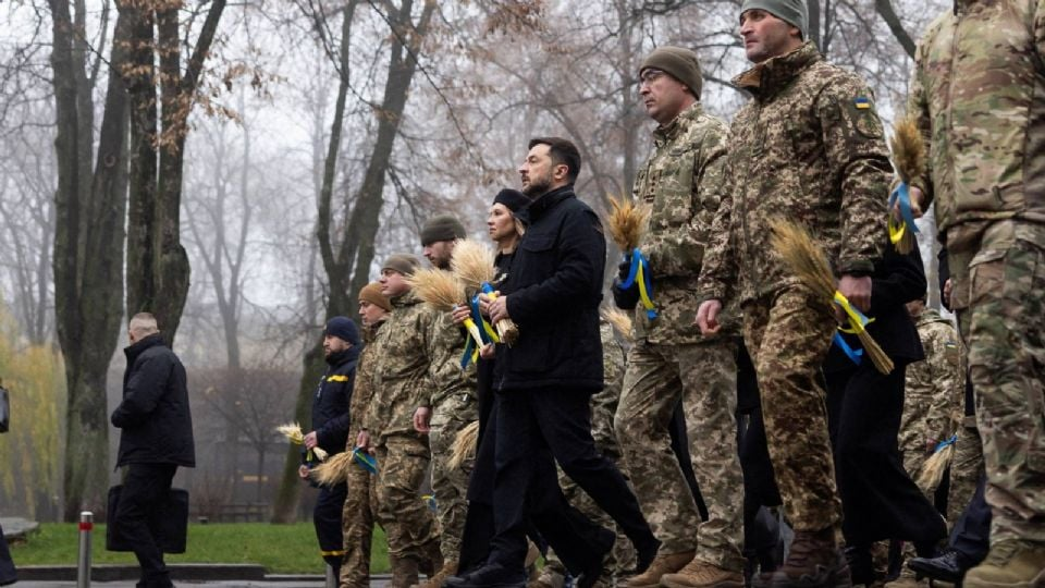 Zelenski espera el cese de ataques rusos antes de que aumenten las bajas temperaturas por el invierno