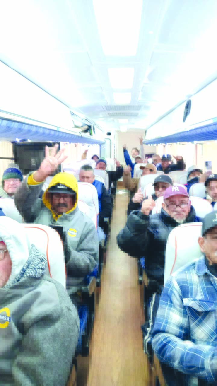 Exigirán ex trabajadores de AHMSA sus pagos en CDMX