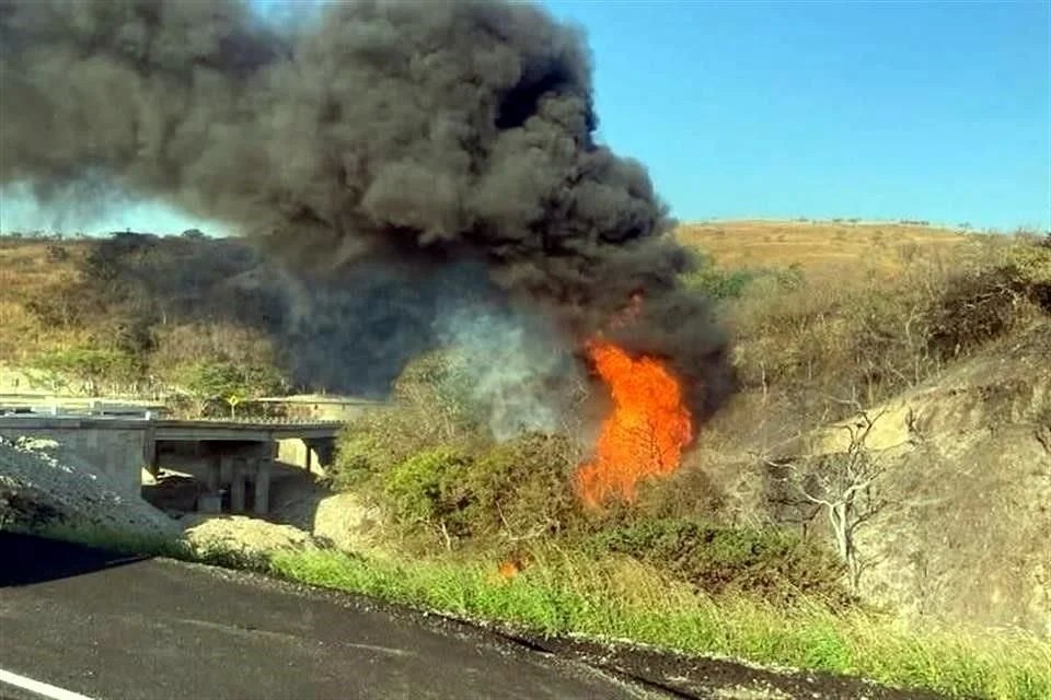 Explota ducto de Pemex en Oaxaca; hay 3 muertos