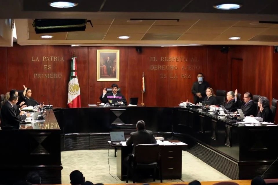 Afirma Cabeza de Vaca que no fue imputado; acusa persecución