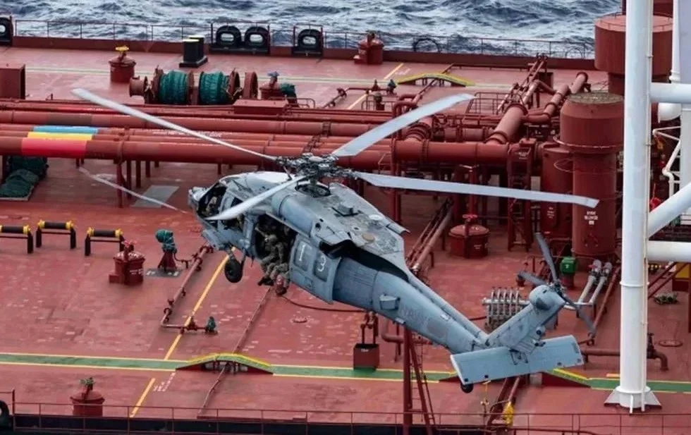 Intercepta EU petrolero de Panamá en Océano Índico