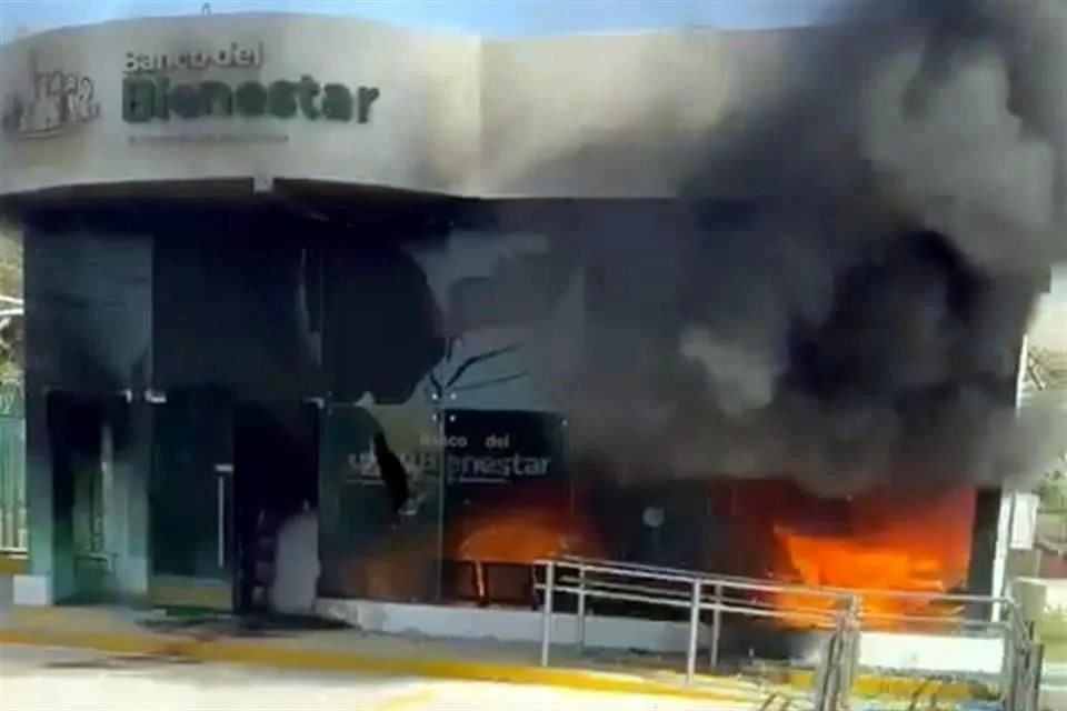 Queman 20 bancos del Bienestar en Jalisco