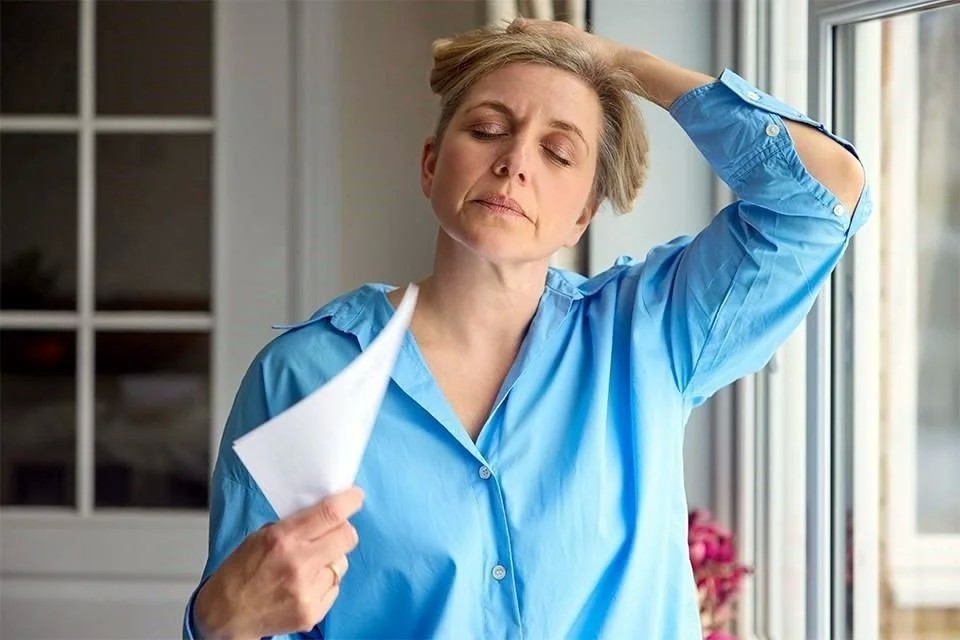 Advierte ONU: menopausia causa desigualdad laboral