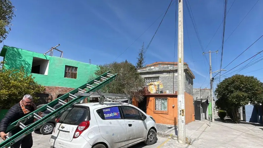Cae técnico desde 6 metros de altura