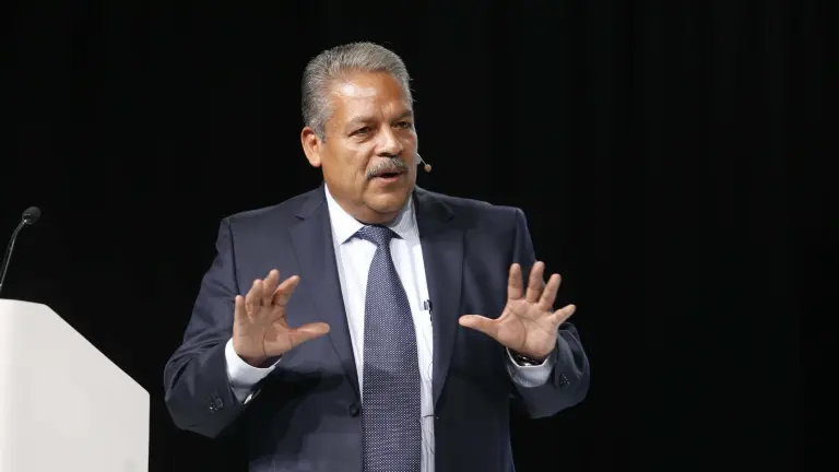 Más federaciones se suman a Tereso Medina