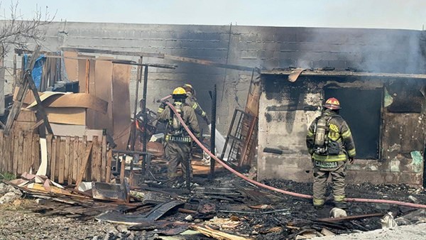 Devora fuego tejaban en Valle de las Aves