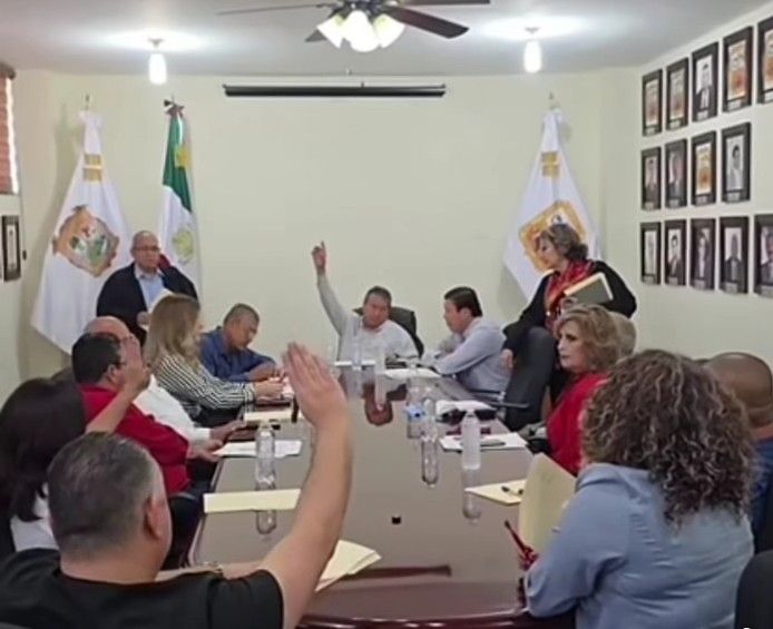 Dice no Ríos a bajar precio de engomado