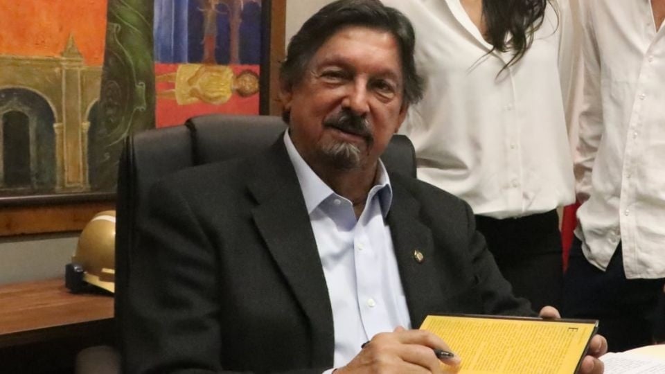 Reclama “Napo” cuotas sindicales de ex obreros