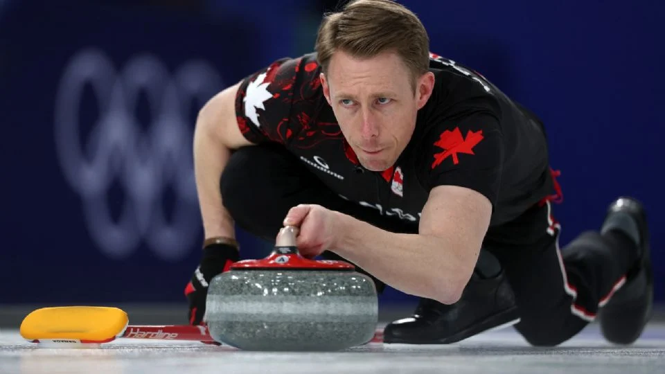 ¡Se enciende el hielo! Acusan de tramposos a seleccionados de Canadá, que intercambian insultos con sus rivales en el curling de los JO de Invierno