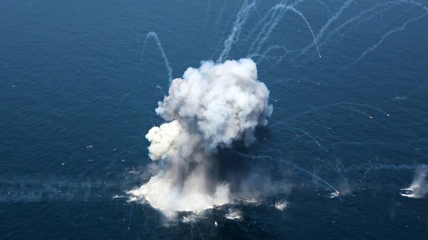 Destruye EU búnker iraní en el Estrecho de Ormuz