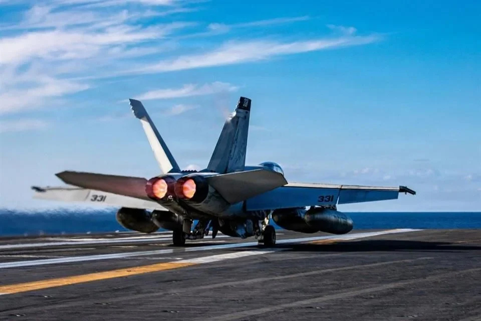 Por error derriba Kuwait 3 aviones de guerra de EU