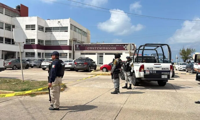 Matan a 5 personas en oficina de Veracruz
