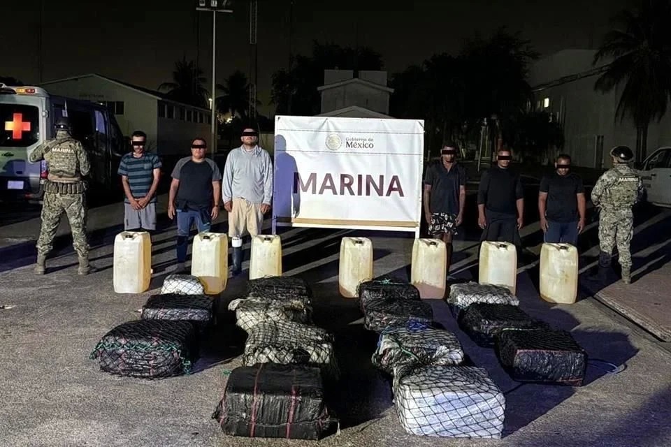 Aseguran 650 kilos de cocaína frente a costas de Michoacán