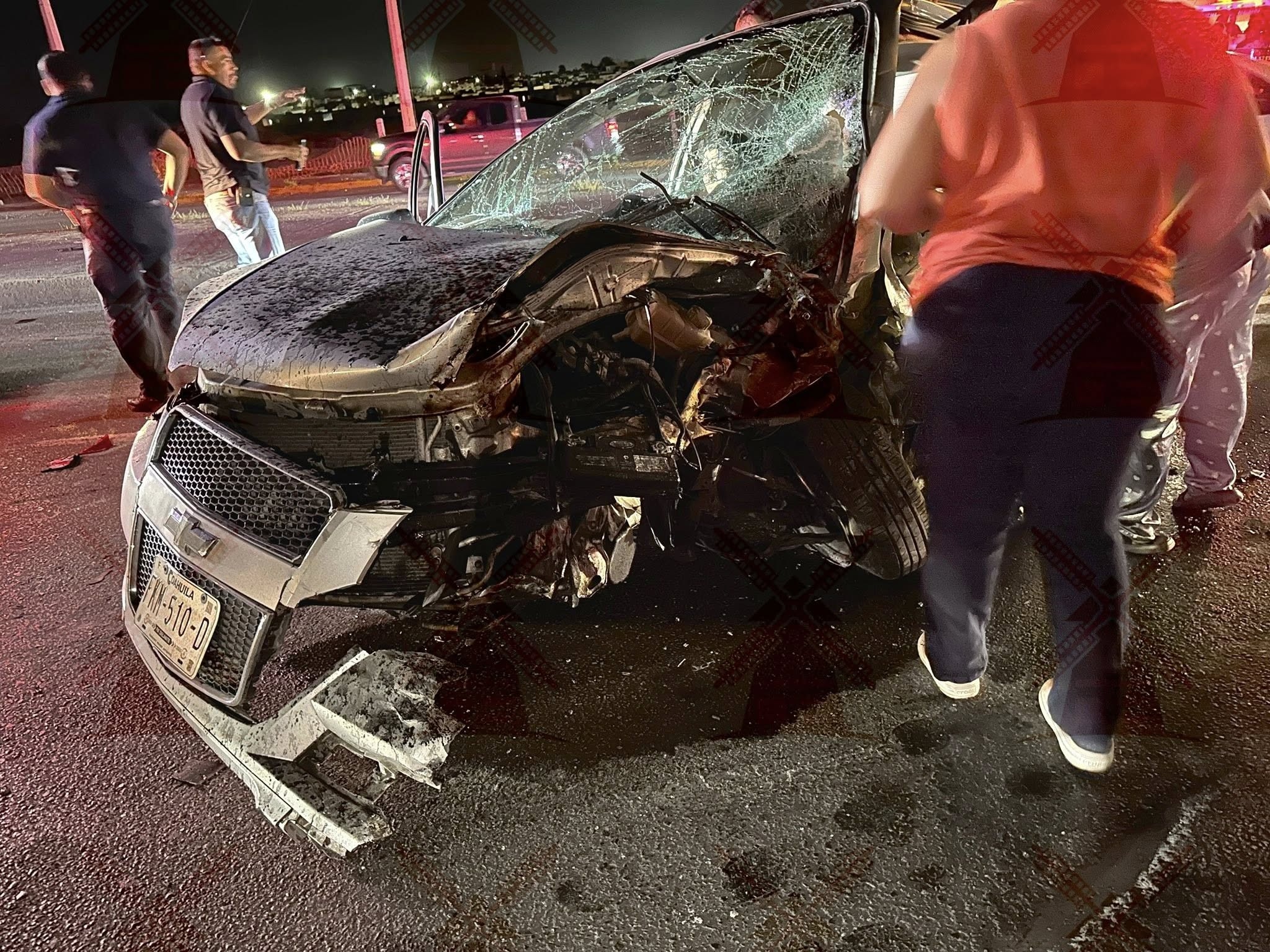 Muere conductor en choque frontal