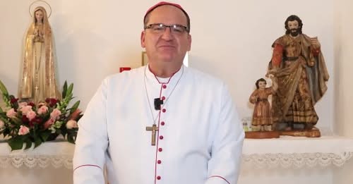 Es la familia reflejo del amor de Dios: Obispo