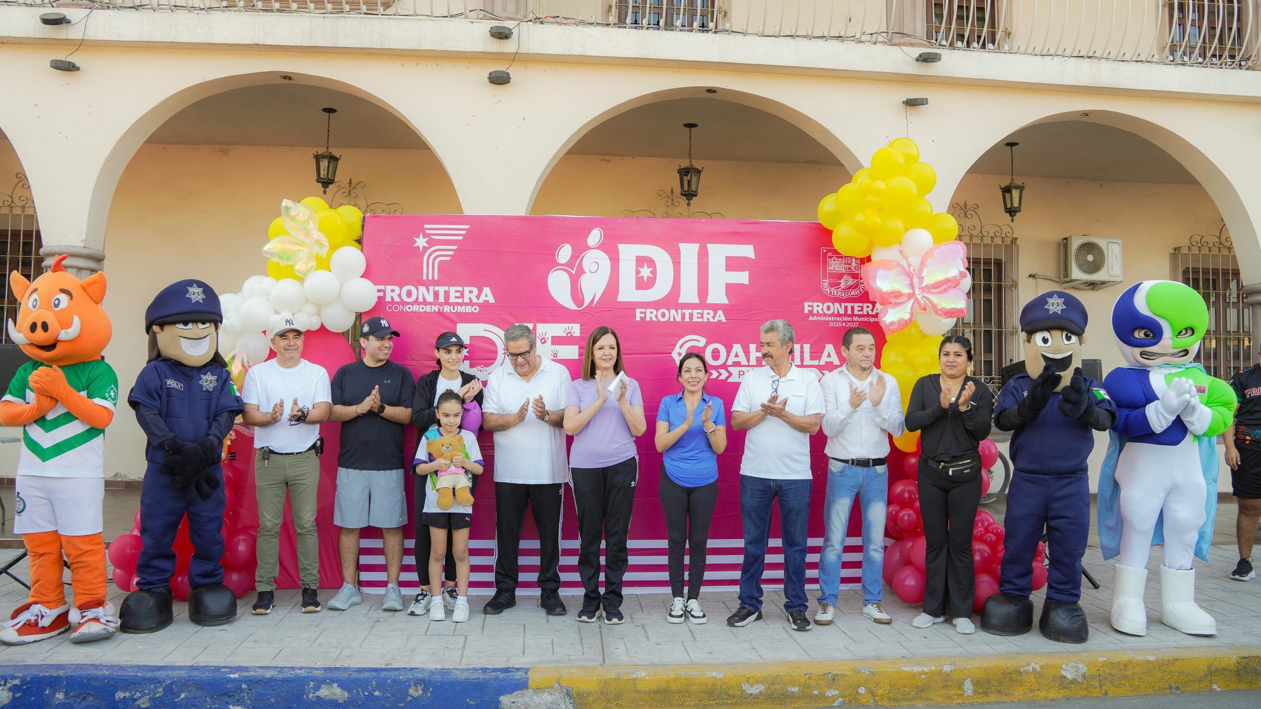 CELEBRAN DÍA DE LA FAMILIA