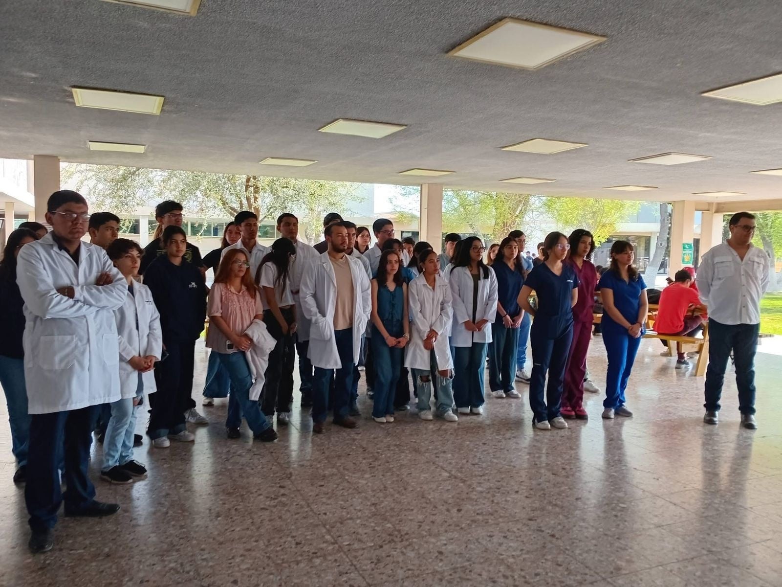 Desarrollan alumnos Columpio Terapéutico