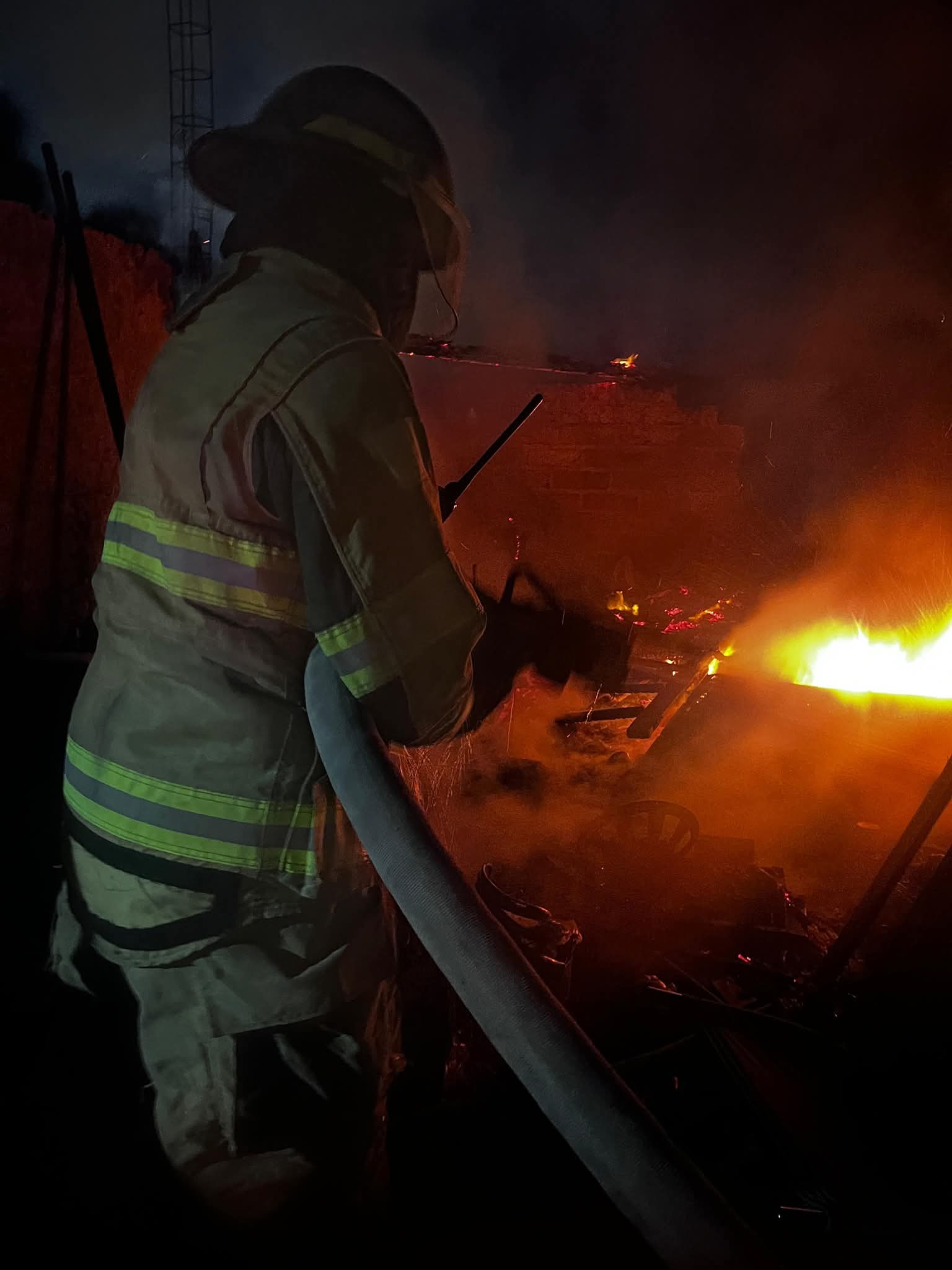Discute con su madre e incendia la vivienda