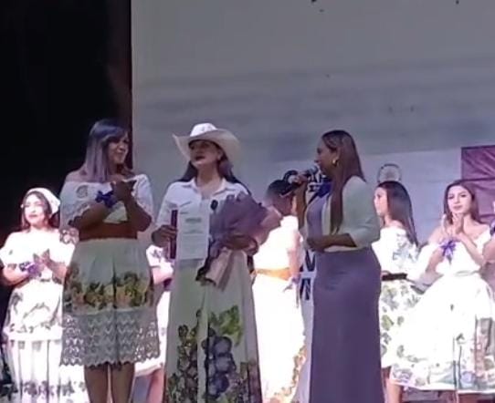 Inspiran mujeres a las nuevas generaciones