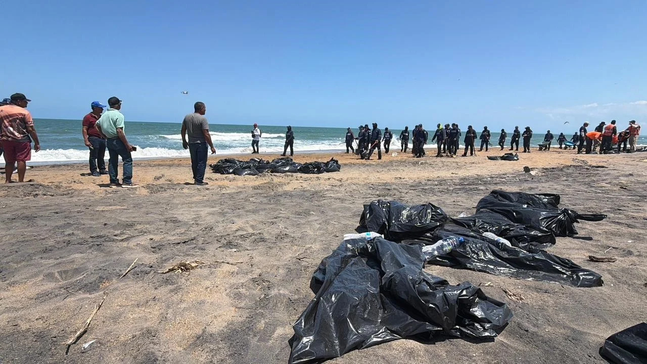 Condenan pescadores inacción tras desastre