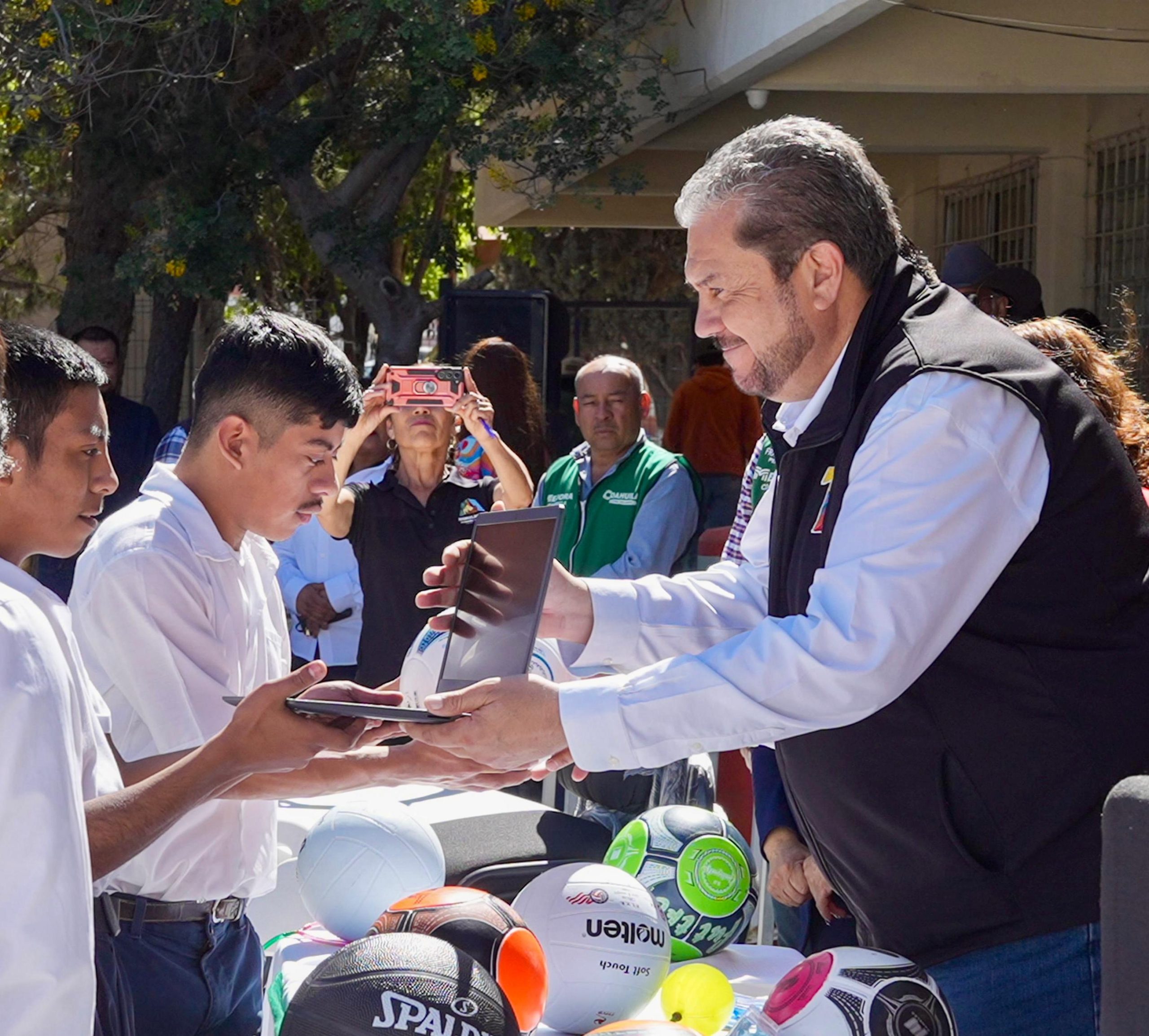 Impulsa Ramos educación inclusiva con visión social