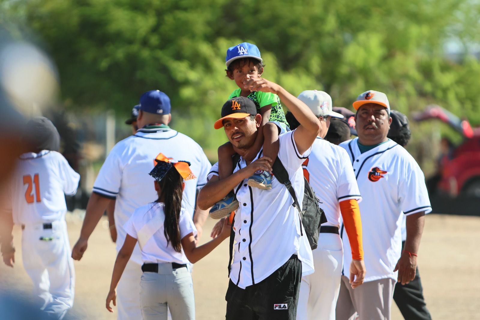 Inaugura Chano octava temporada de softbol