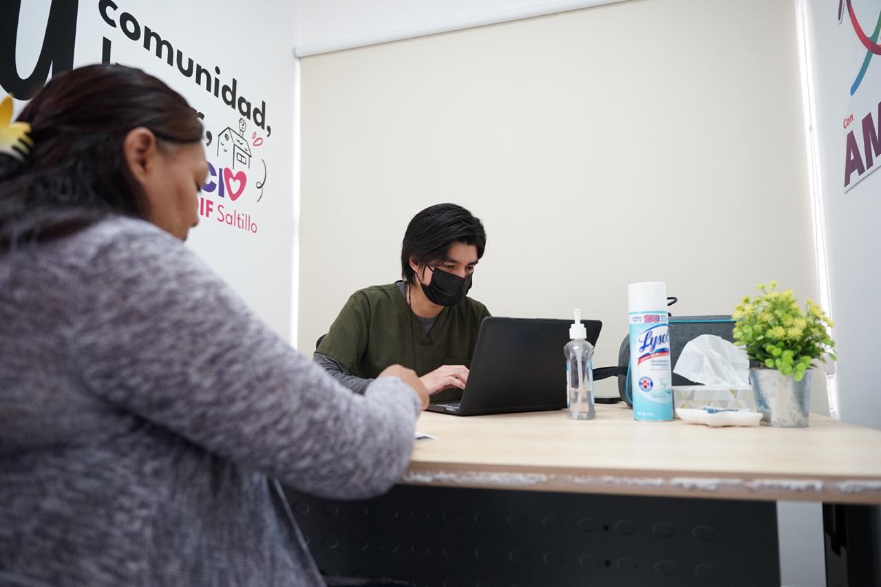 Acerca el DIF salud a 8 mil 500 saltillenses