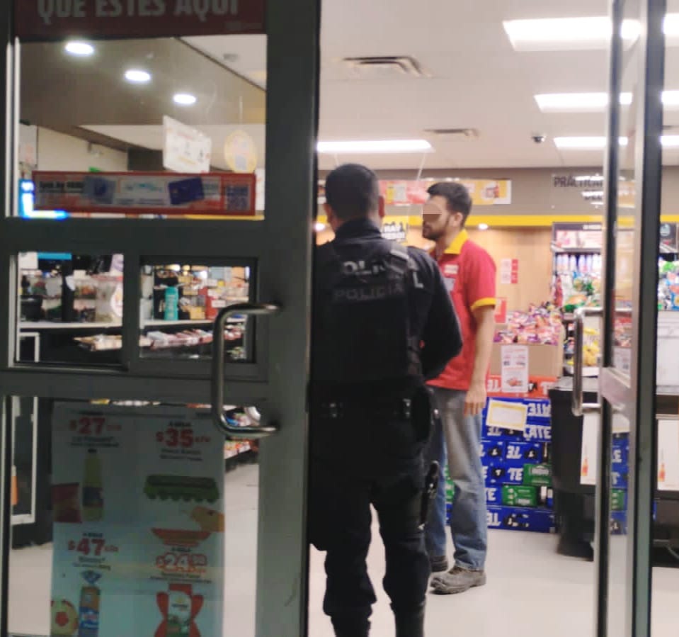 En rápida reacción policiaca atrapan a 2 asaltantes en CF