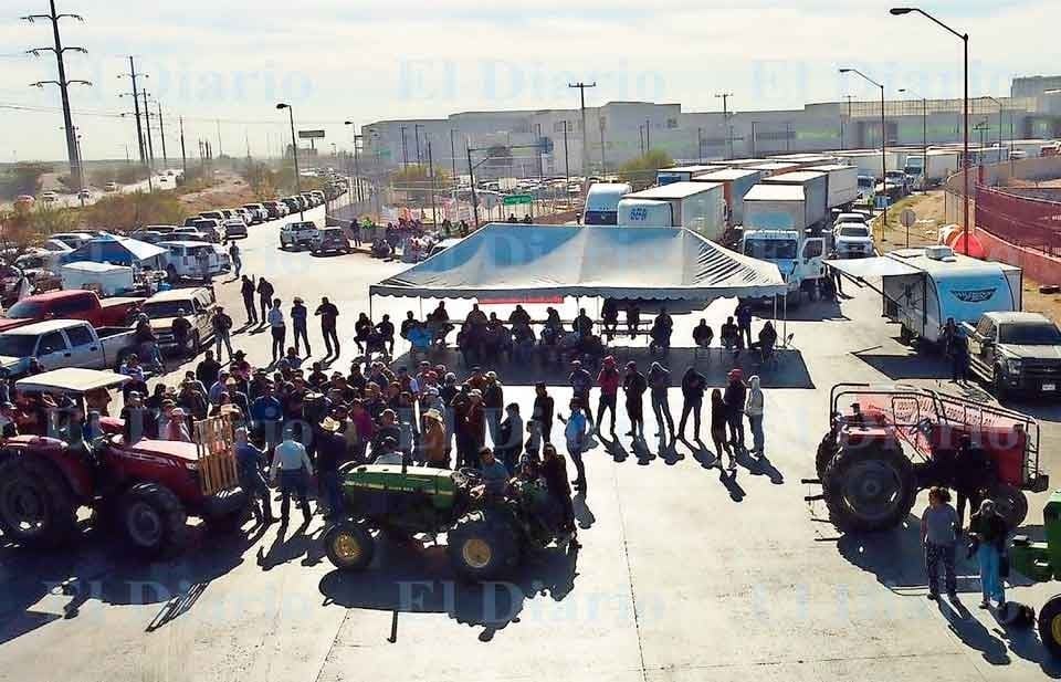 Amagan agricultores con bloquear carreteras en el país