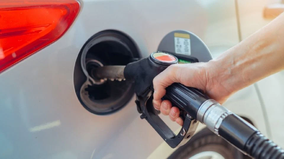 Escasez de combustible en Latam: Honduras arranca con la implementación de home office