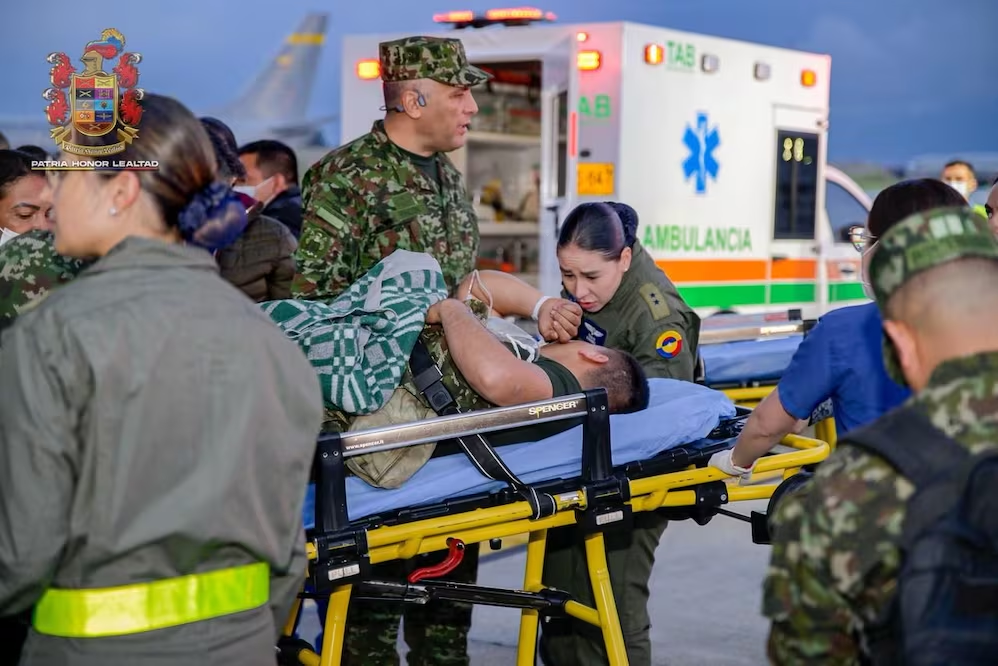 «Recuerdo muchos gritos. Los soldados me pisoteaban»; sobreviviente de avionazo en Colombia revela cómo se salvó
