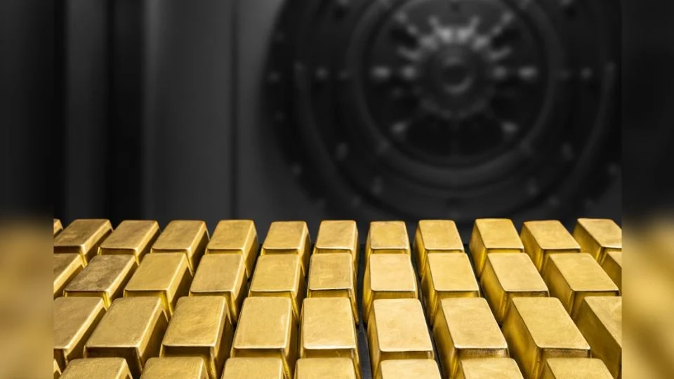Bancos centrales del mundo se inclinan por la compra del oro ante riesgos geopolíticos y desdolarización