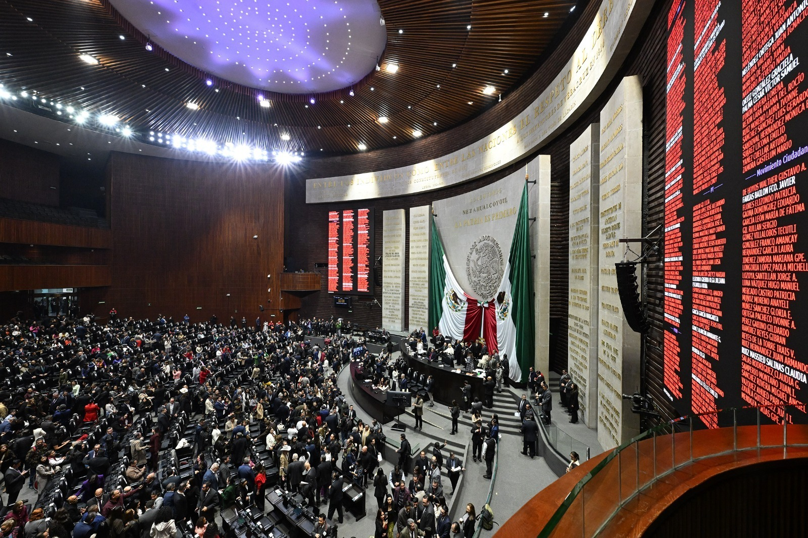 Remiten a comisiones de la Cámara de Diputados seis minutas sobre bibliotecas, desarrollo rural, vivienda y derechos laborales