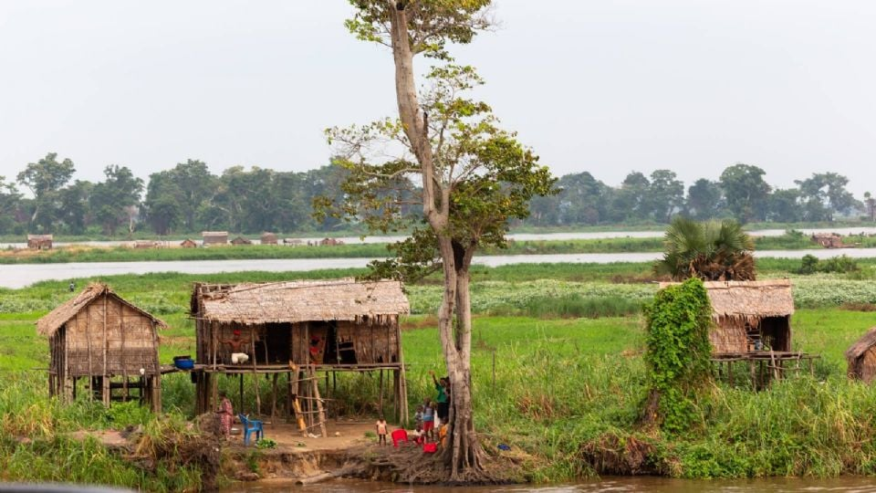 Milicia ligada al Estado Islámico s*cuestra al menos a 150 personas en el Congo
