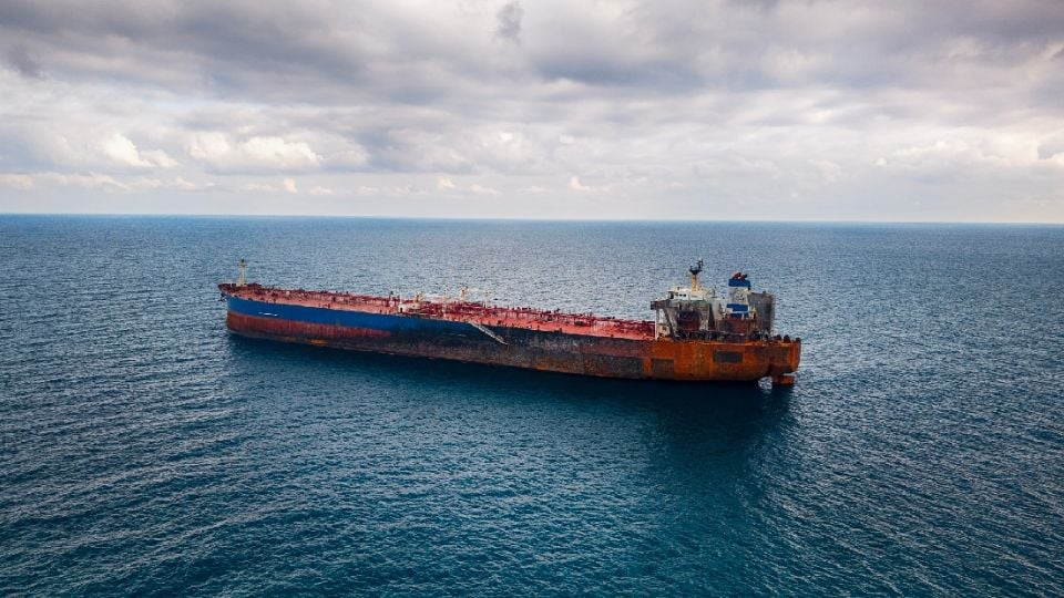 Llega a Cuba buque ruso con 100 mil toneladas de petróleo crudo