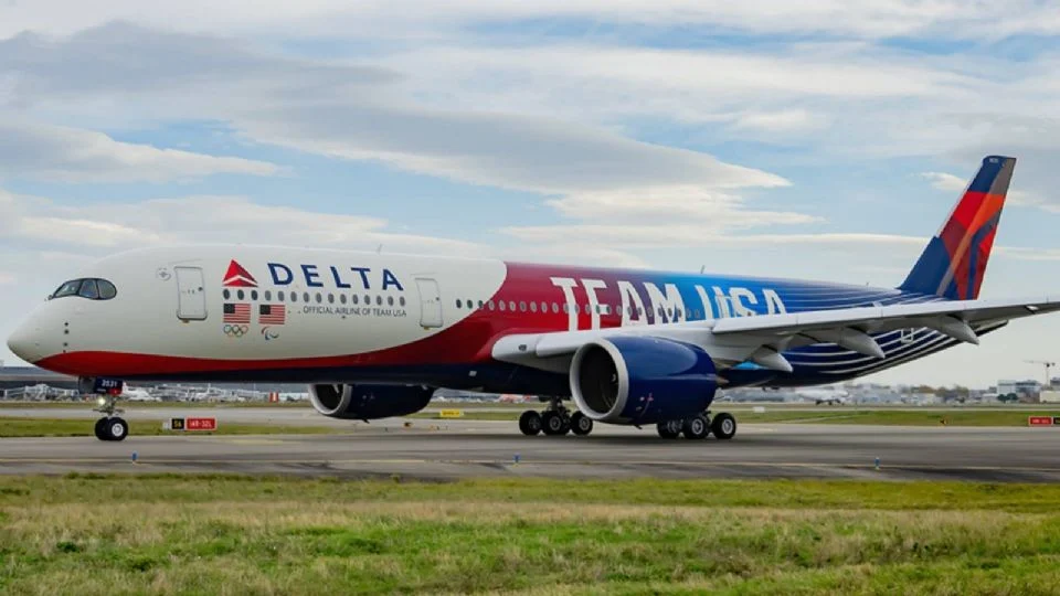 Avión de Delta Air Lines aterriza de emergencia en Brasil tras minutos del despegue; explotó un motor