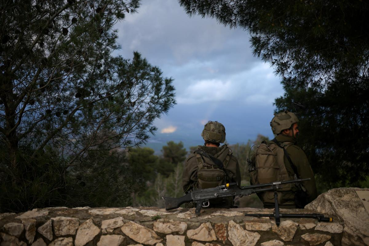 Israel continúa invasión terrestre a Líbano, donde continúan los bombardeos