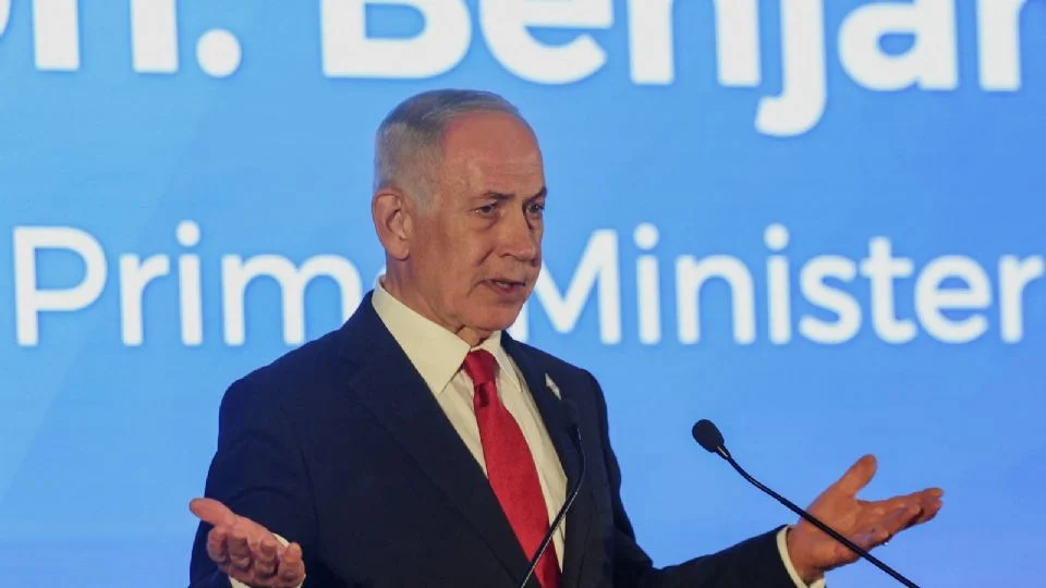 Reportan ataque de Irán contra la oficina de Netanyahu en Israel; gobierno niega agresión
