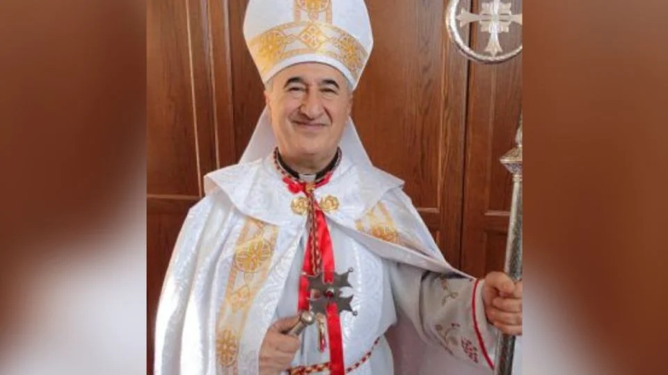 Capturan a sacerdote en San Diego por malversación de fondos y lavado de dinero; reportan que visitaba club de striptease en Tijuana