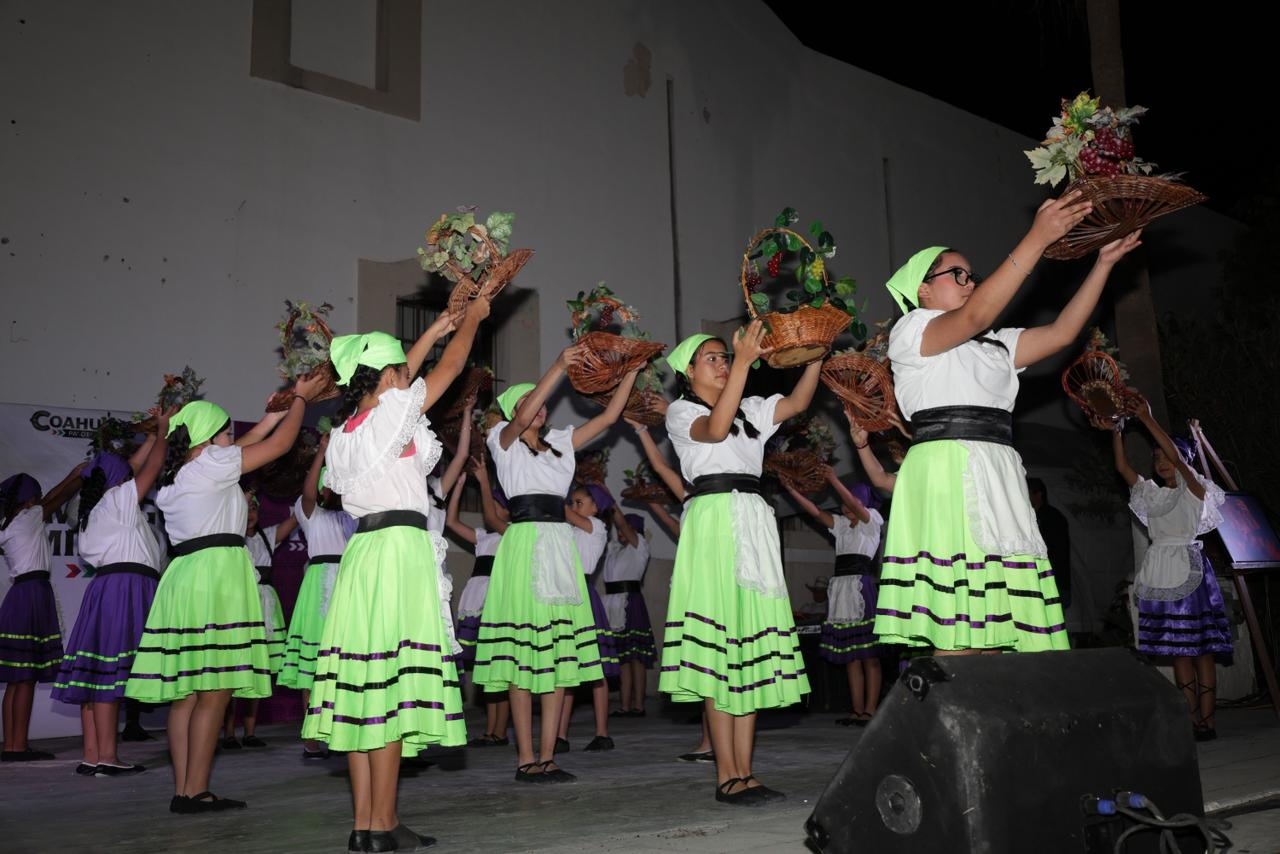 Parras celebra su identidad con el regreso de los Domingos Familiares