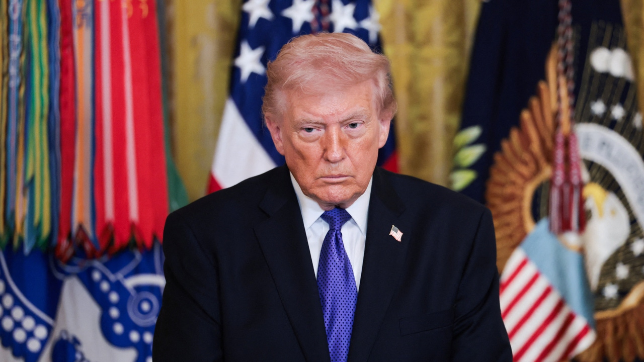 Trump advierte de «graves consecuencias» si Irán bloquea el Estrecho de Ormuz