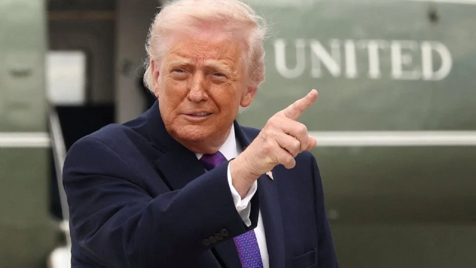 «Prácticamente toda su Armada ha desaparecido»: Trump afirma que destruyó hasta 60 barcos minadores iraníes en una noche