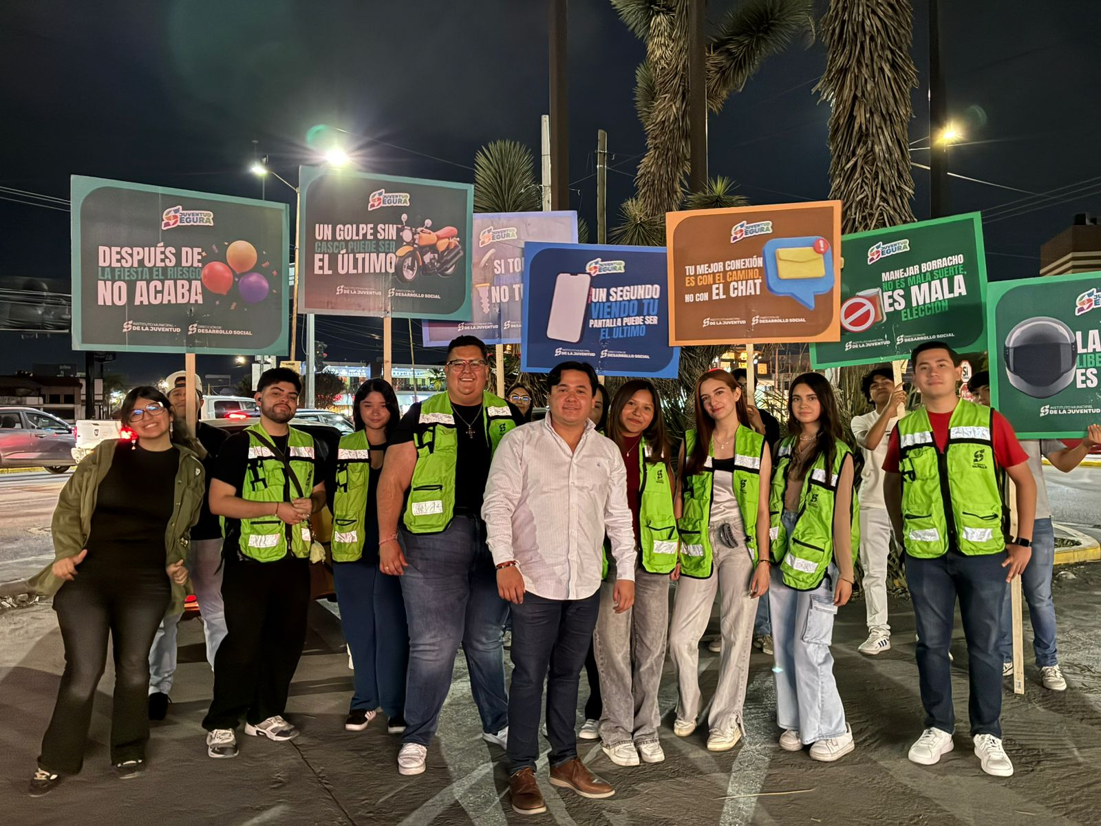 Llevan jóvenes mensaje de concientización vial al norte de Saltillo