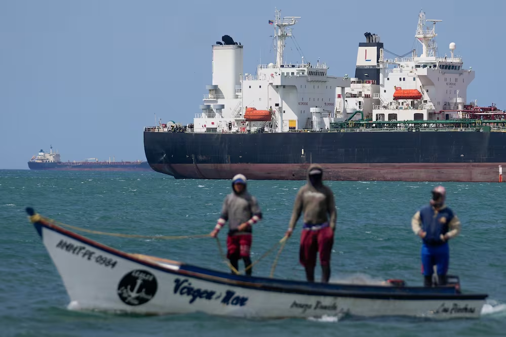 EU flexibiliza sanciones petroleras a Venezuela; busca aumentar suministro, ante guerra con Irán
