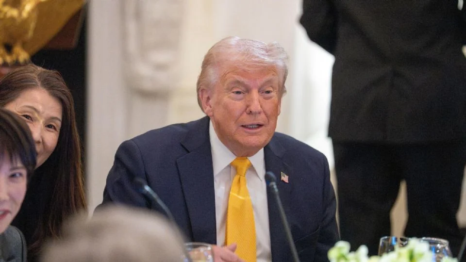 «Son cobardes»: Trump arremete contra la OTAN por no enviar tropas para abrir el estrecho de Ormuz