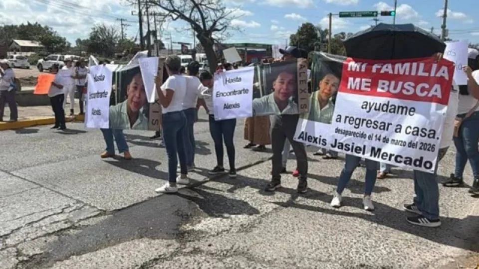 Bloquean carretera en Veracruz por dos desapariciones en el marco de la Cumbre Tajín