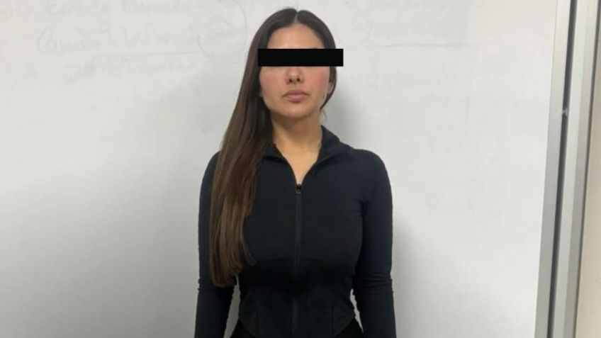 Detienen a mujer por intentar extorsionar a la presunta amante de su esposo