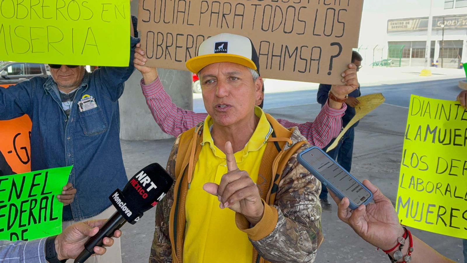 Exigen exobreros acelerar subasta