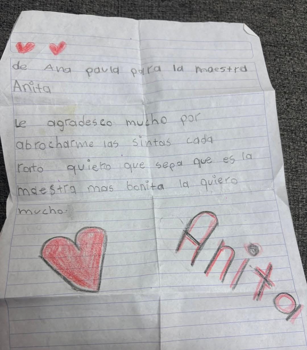 Carta extraviada revela entrega de profe Anita