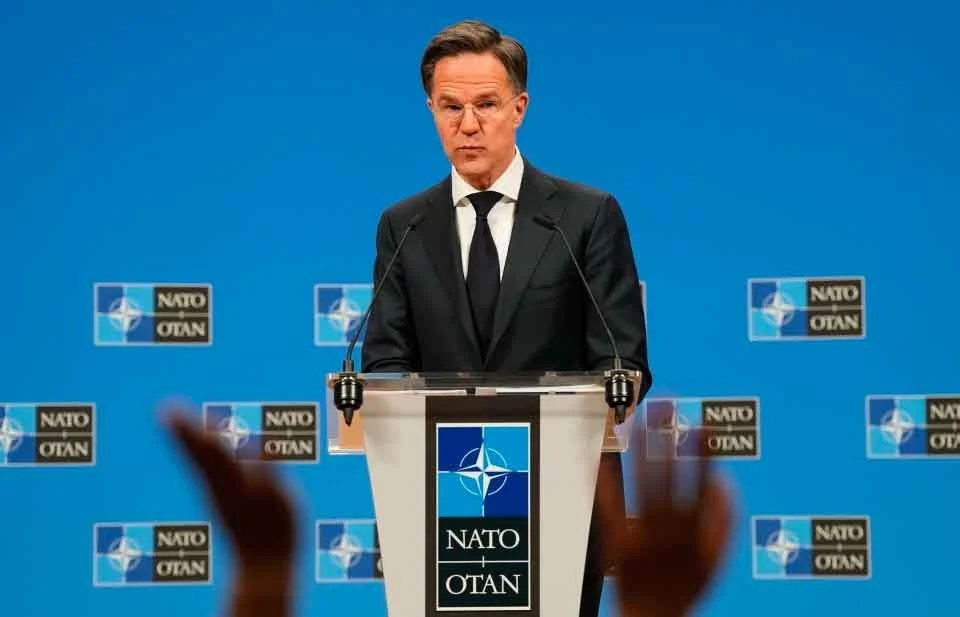 Da OTAN la espalda a Trump rechaza que EU cierre Ormuz